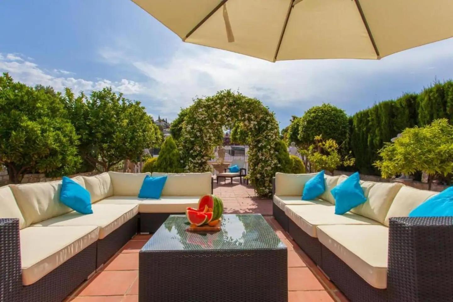 Summer Offers! Fabulous Luxury Villa Near The Beach Sleeps 8 Benalmadena Bagian luar foto