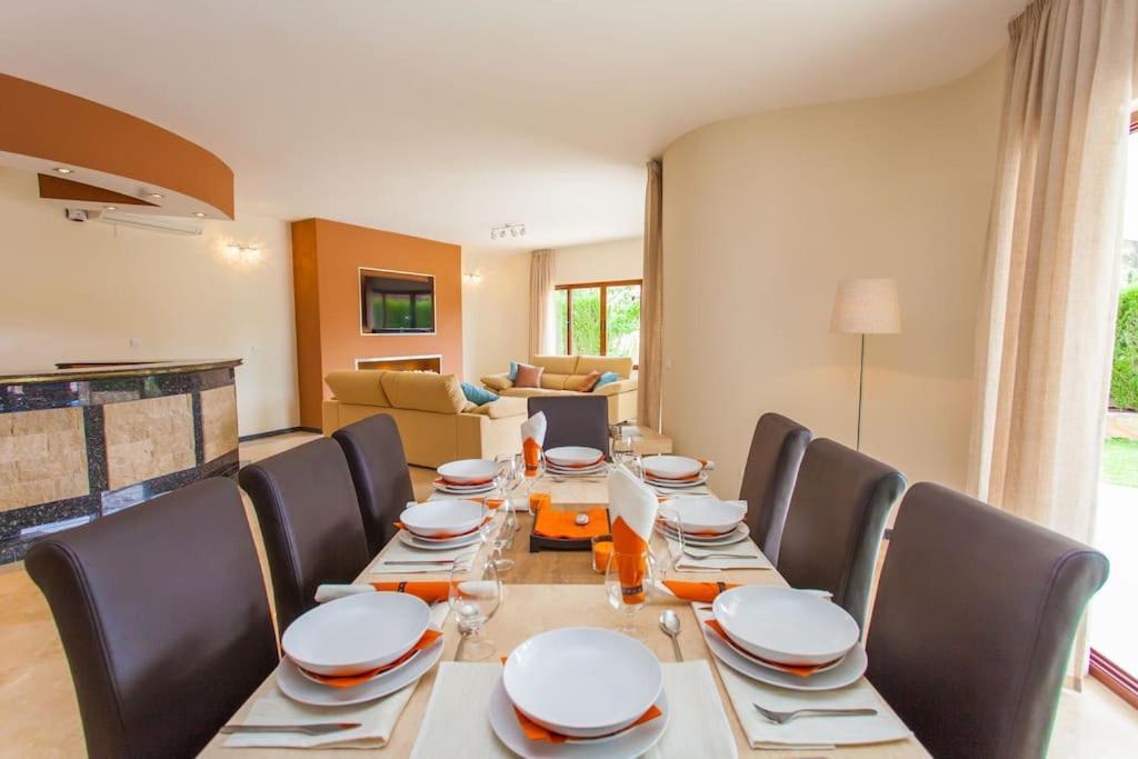 Summer Offers! Fabulous Luxury Villa Near The Beach Sleeps 8 Benalmadena Bagian luar foto